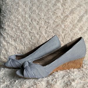 NEW Pinstripe Wedges